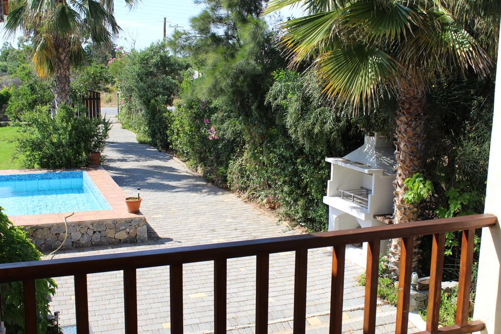 Stavrós Felia Villa מראה חיצוני תמונה